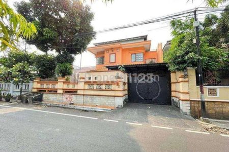 Jual Rumah Mewah Sangat Nyaman Daerah Duren Tiga Jakarta Selatan