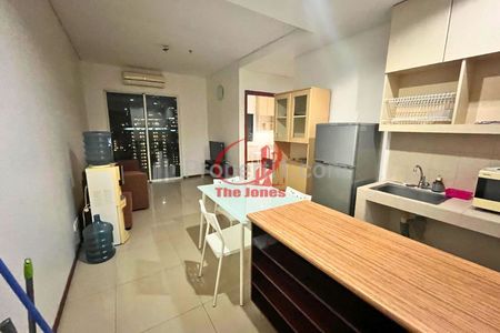 Sewa Apartemen Thamrin Residence Tower Chrysant - 2 Bedroom Full Furnished, dekat Mall Grand Indonesia, Plaza Indonesia, dan Thamrin City