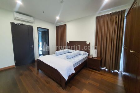 Sewa Apartemen Condominium Mewah di Graha Golf Arion Tower - 3+1 BR Full Furnished, Pool View