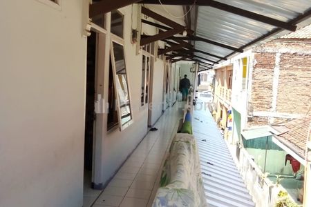 Dijual Kost 2 Lantai SHM di Sukaraja Bandung