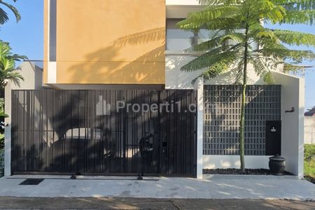 Dijual Rumah Modern Semi Furnish di Jl. Palagan Km 7 Yogyakarta Dekat HYATT, UGM
