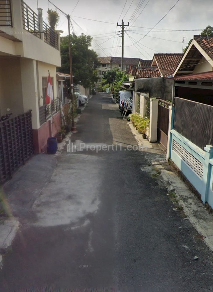 Dijual Tanah Strategis Bonus Bangunan Dalam Perum di Jl. Magelang Km 4 Yogyakarta Dekat JCM, UTY, UGM