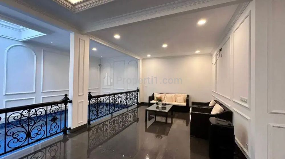 Jual RUMAH BINTARO MENTENG, Sektor 9, LT 255, LB 355, Swimming Pool, Lokasi Sangat Tenang, Only 9,5M, AGUS - 0812.9292.1504