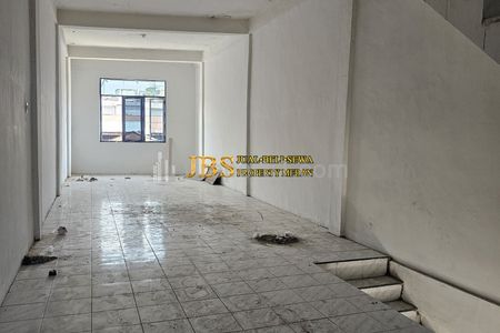 Jual Rumah Daerah Brayan Jalan KL. Yos Sudarso Lorong 18a - Medan Kondisi Siap Huni