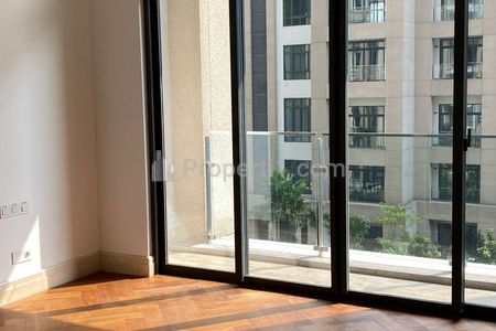 Disewakan Apartemen Le Parc Private Lift Thamrin Nine Complex, Kebon Melati, Tanah Abang - 3+1 BR Semi Furnished