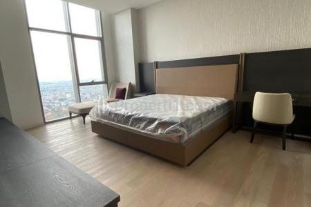 Disewakan Apartemen Verde 2 di Jakarta Selatan – 3+1 BR Full Furnished