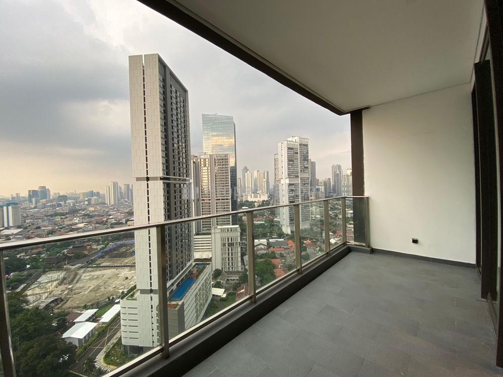 Dijual Apartemen 2 Bedroom 168 m2 FF di The Regent Residences Jakarta