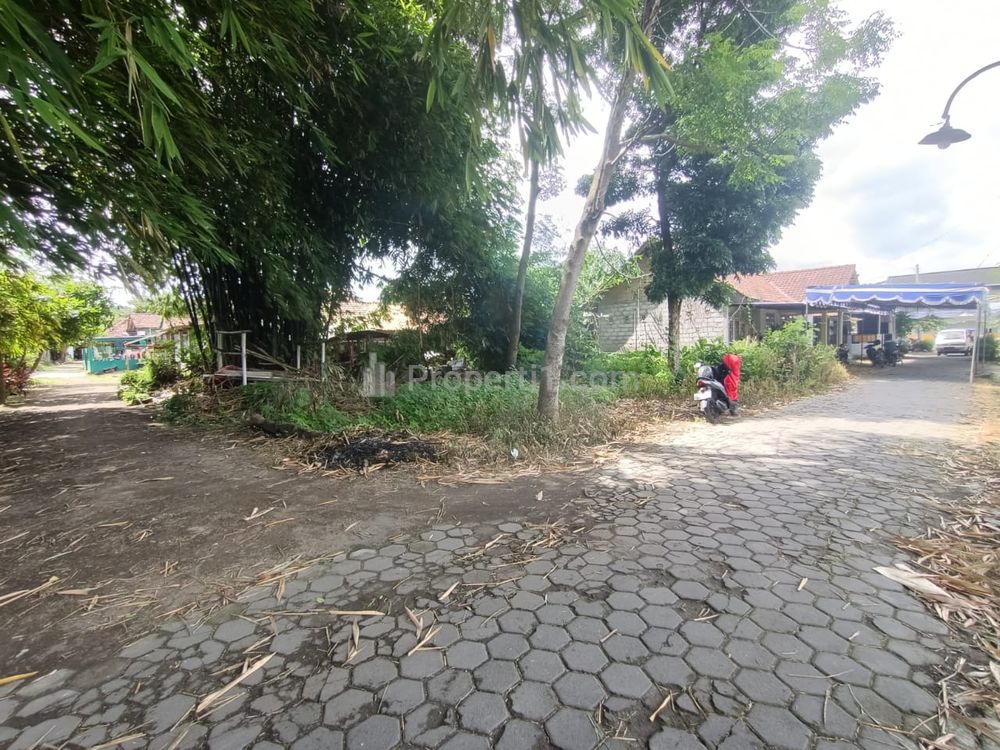Dijual Tanah Bagus Strategis Seputar Sukunan Jl. Godean Km 4 Yogyakarta Dekat UNU, UNJANI, AL AZHAR