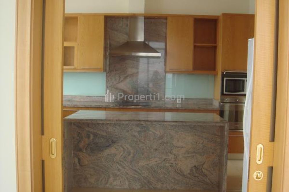 Jual Apartemen Airlangga Ritz Carlton di Jakarta Selatan - 4BR Unfurnished 440 sqm