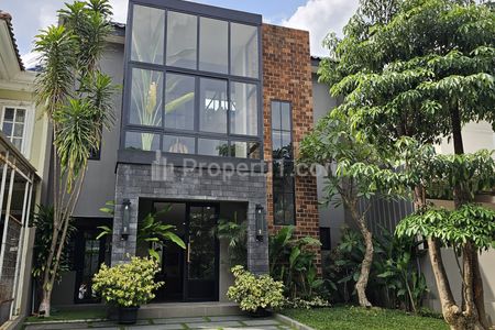 Jual Rumah Brand New Semi Furnished di Versailles BSD City Tangerang Selatan