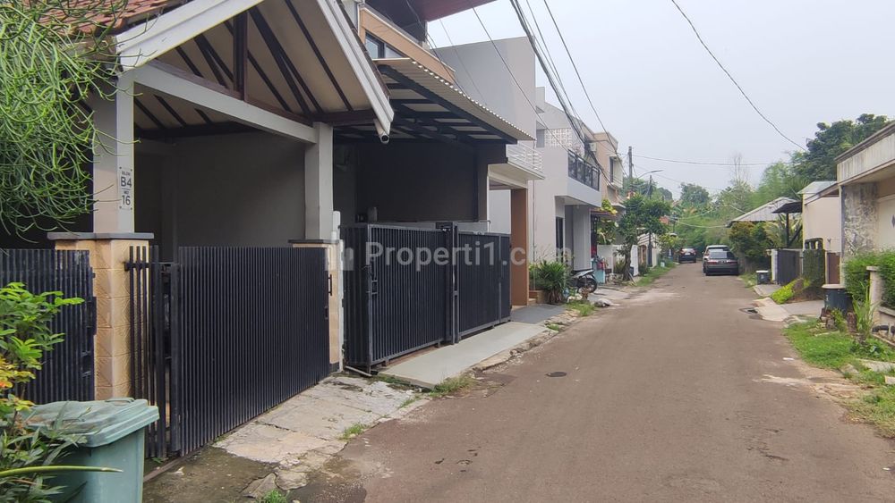 Jual Cepat Rumah Semi Furnished di Vila Dago Pamulang, Tangerang Selatan