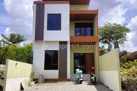 Dijual Rumah Baru Modern Minimalis 2 Lantai Seputar Titibumi Jl. Godean Km 4 Yogyakarta Dekat Al Azhar, UNU