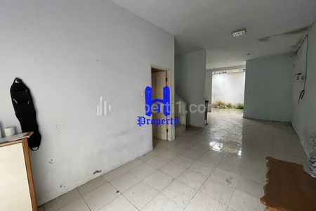 Dijual Rumah Siap Huni di Komplek Atria Residence Jalan Setia Budi (Kapten Sumarsono) Medan