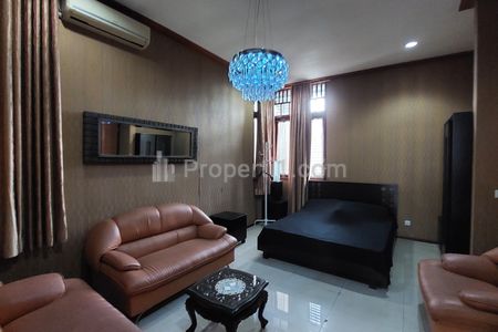 Jual Rumah Luas Full Furnished di Taman Millenium, Bandung
