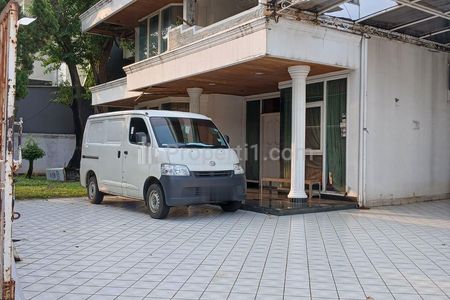 Dijual Rumah Lama Komplek Butuh Renovasi di Cempaka Putih Tengah, Jakarta Pusat 