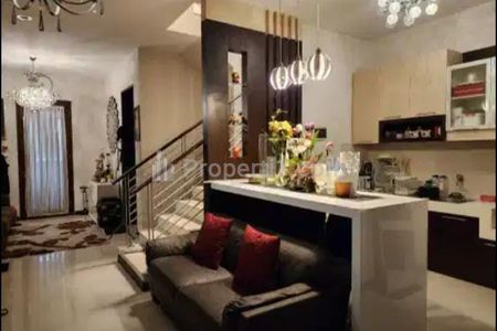 Dijual Rumah 2 Lantai di Pantai Mentari, Surabaya