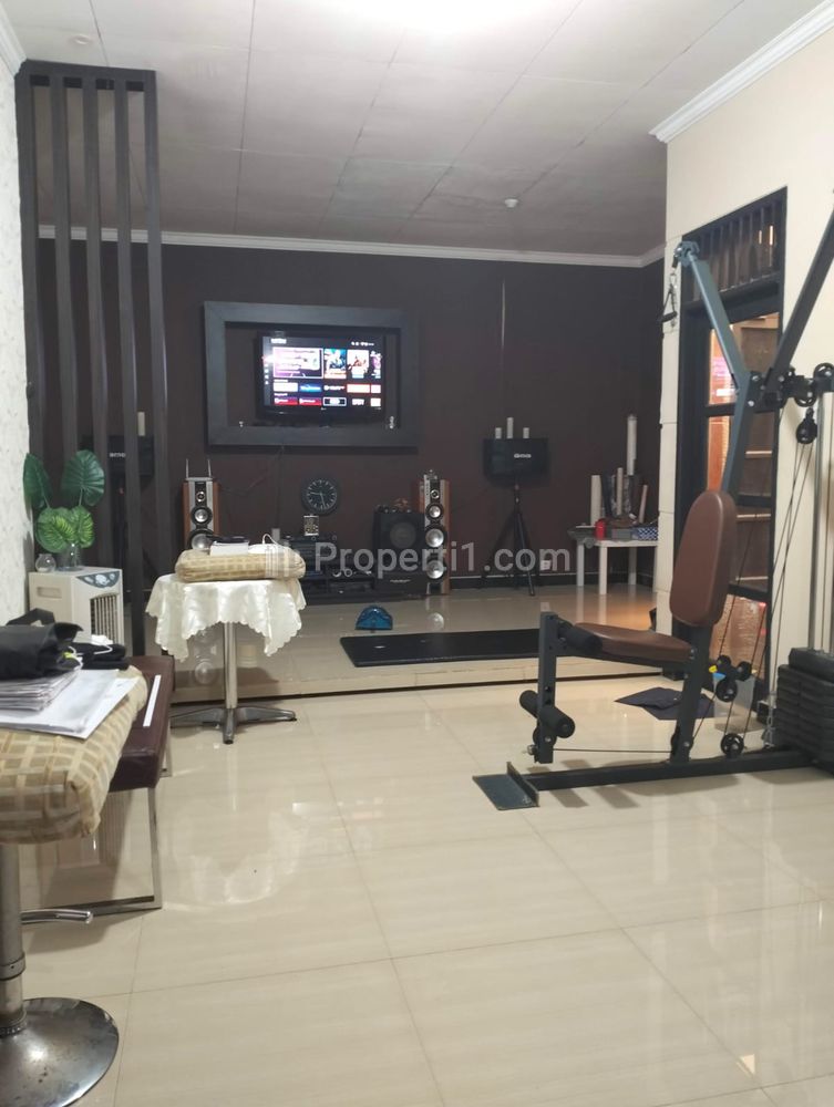 Dijual Rumah Cantik Hitung Tanah di Parung Serab, Ciledug, Kota Tangerang, Banten