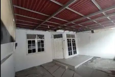 Disewakan Rumah di Perumahan Villa Kelapa Dua Pos Pengumben Jakarta Barat