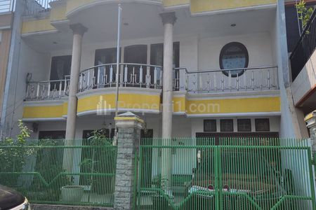 Dijual Rumah Bagus dan Rapi di Taman Palem Lestari Jakarta Barat