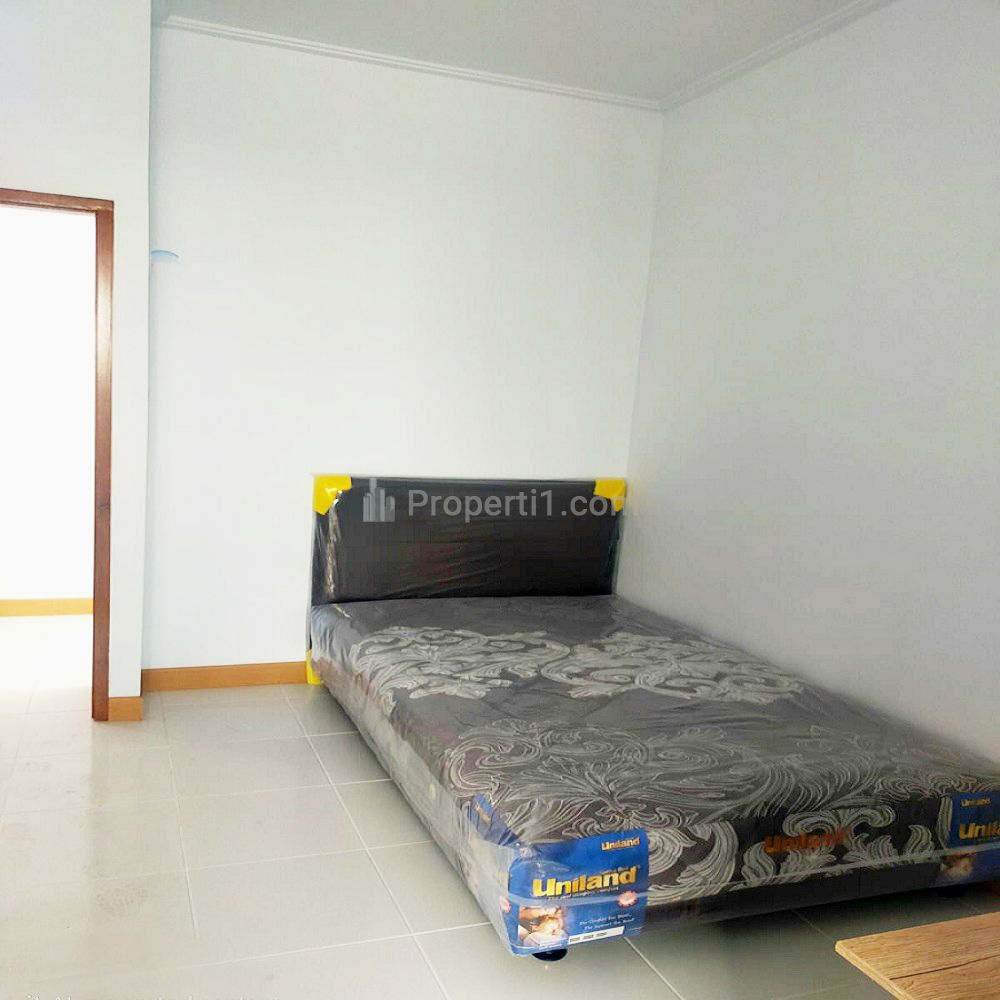 Sewa Kost Putri Dekat Universitas Budi Luhur, Hypermart Ciledug, Superindo Ciledug, CBD Ciledug Family Mall, RS Hermina Ciledug
