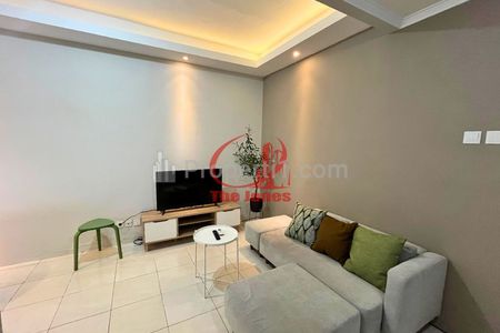Sewa Apartemen Sudirman Park Jakarta Pusat - 2 Bedroom Fully Furnished, Dekat London School, Citywalk Sudirman, dan Stasiun MRT
