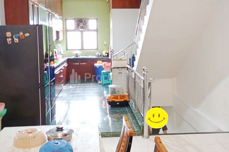 Jual Ruko 4.5 Tingkat Komplek Multatuli Blok CC, Medan Maimun, Medan