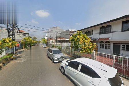 Disewakan Rumah di Area Usaha Kuliner Kelapa Gading Timur, Jakarta Utara