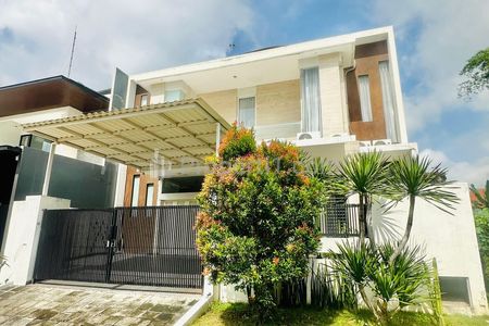 Rumah Dijual di Perumahan Bukit Golf Citraland Surabaya Barat Furnish 2 Lantai Siap Huni
