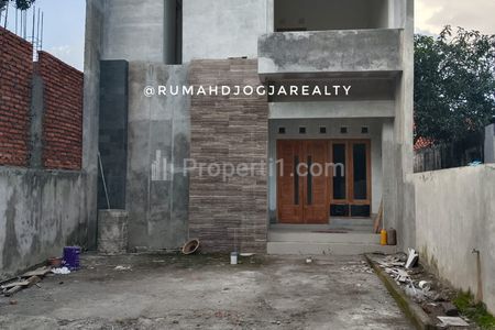 Dijual Rumah Baru 2 Lantai Minimalis Seputar Kampus STPN Jl. Godean Km 4 Yogyakarta