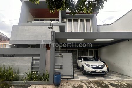 Dijual Rumah 2 Lantai Modern Minimalis di Nogotirto Jl. Godean Km 4 Yogyakarta