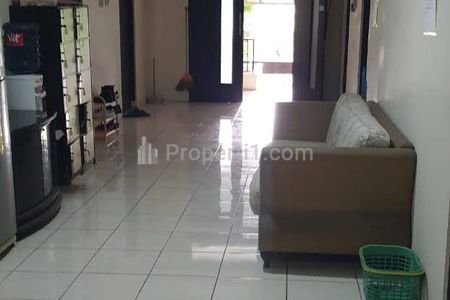Dijual Kost 3 Lantai Strategis di Citraland Utama, Surabaya