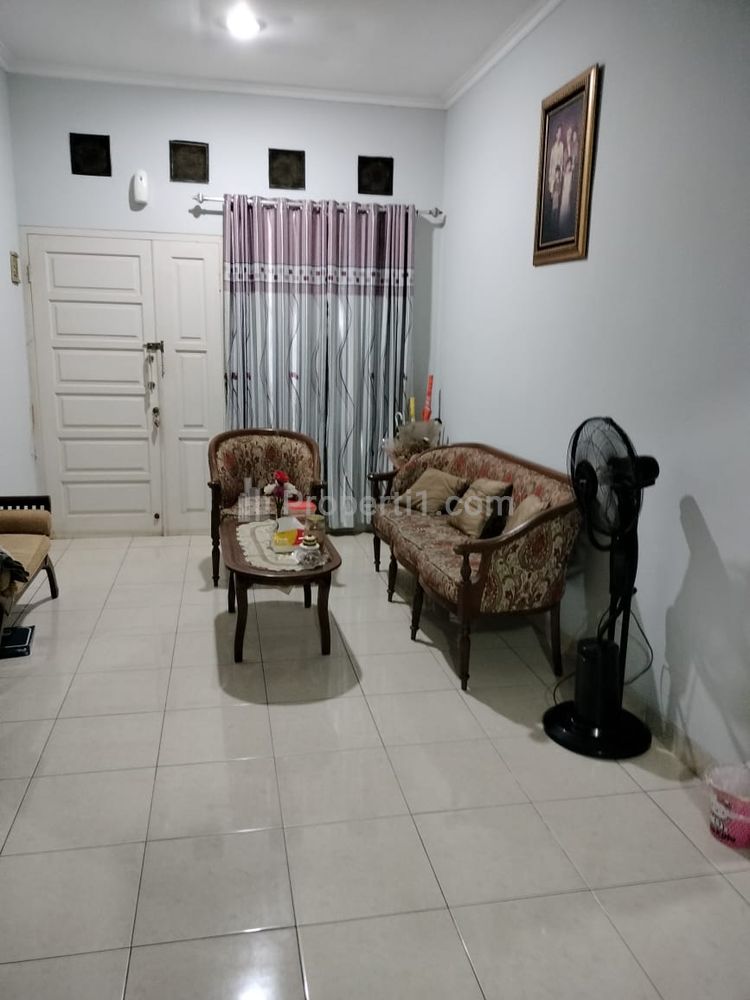 Dijual Rumah di Villa Japos, Paninggilan, Ciledug, Kota Tangerang, Banten