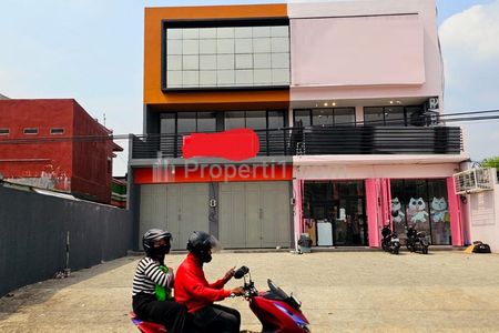 Jual 2 Unit Ruko Baru Komersil di Area Karang Tengah, Kota Tangerang, Banten