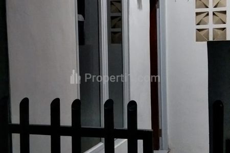 Disewakan Rumah Kontrakan Petakan Lokasi Lapangan Ros Barat, Bukit Duri, Tebet, Jakarta Selatan