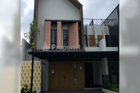 Dijual Rumah 3 Lantai + Rooftop di Cluster Mahakam Signature Jakarta Garden City, Cakung Jakarta Timur
