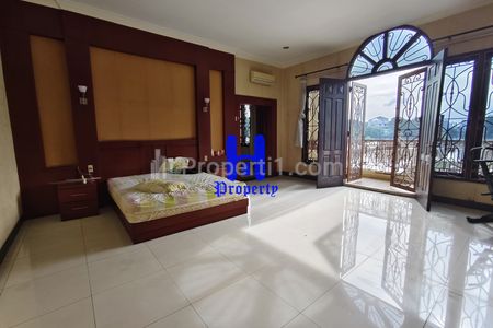 Jual Rumah di Komplek Cemara Asri Medan Jalan Jeruk Kondisi Siap Huni