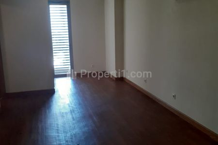 Jual Kantor di The Mansion Bougenville Fontana Jakarta Utara – Semi Furnished