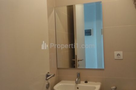 Disewakan Apartemen Madison Park Dekat Mall Central Park - Studio Furnished