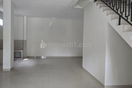 Dijual Rumah Muara Karang Jakarta Utara