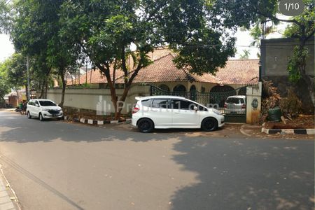 Jual Rumah SHM Bagus di Jalan Taman Radio Dalam Jakarta Selatan