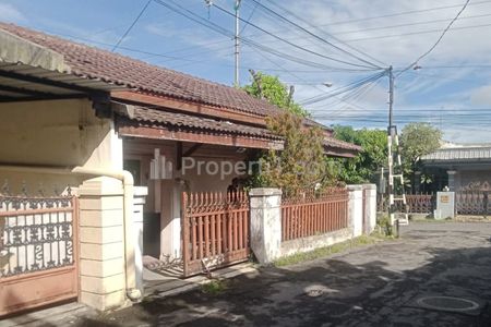 Jual Tanah Strategis Bonus Bangunan Dalam Perum Banteng Baru Jl. Kaliurang Km 7 Yogyakarta Dekat UGM
