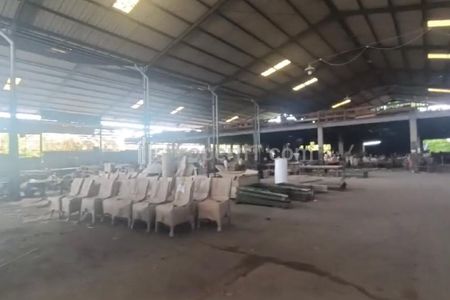 Disewakan Gudang Ex Pabrik di Sepanjang