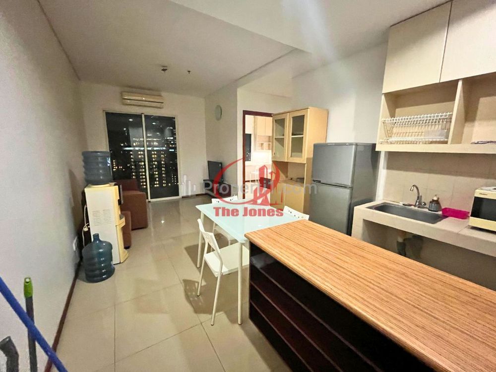 Sewa Apartemen Thamrin Residence Tower Chrysant - 2 Bedroom Full Furnished, dekat Mall Grand Indonesia, Plaza Indonesia, dan Thamrin City