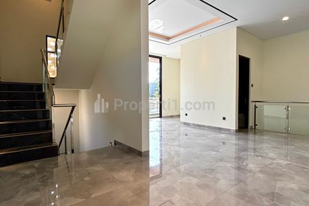 Jual Rumah Baru di Ampera Kemang Jakarta Selatan - 4 Kamar Tidur ada Kolam Renang