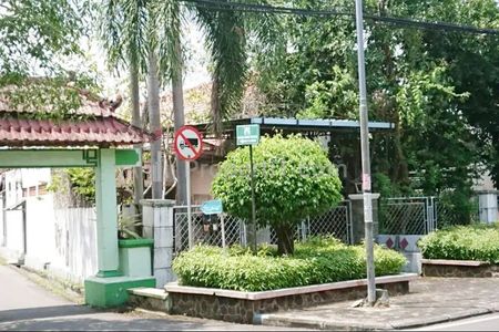 Rumah Dijual di Ngawi Jawa Timur Dekat Alun-Alun Ngawi, RS Widodo Ngawi, RSUD dr. Soeroto, Pasar Besar Ngawi, Kantor Bupati Ngawi