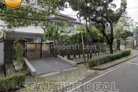 Disewakan Rumah Mewah di Area Senopati/SCBD/Selong Jakarta Selatan STD104