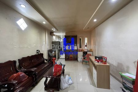 Dijual Rumah 2 Tingkat Siap Huni di Gg. Sahabat (Daerah Katamso) - Medan