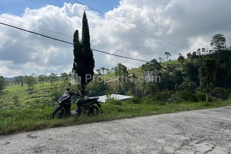 Dijual Tanah Udara Dingin Siap Bangun Villa / Resto di Kemuning Karanganyar Solo