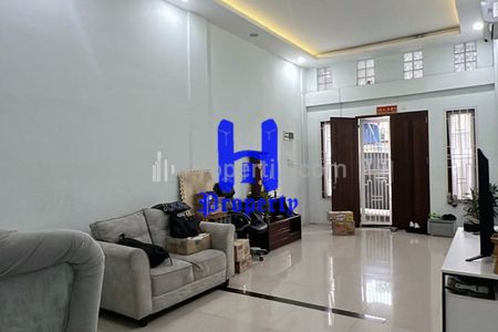 Jual Rumah Siap Huni di Komplek Karya Bakti Townhouse Jalan Karya Bakti - Medan