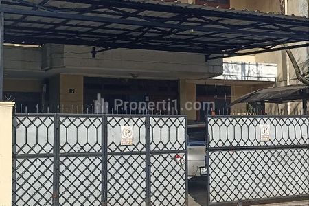 Jual Rumah Second Plus Kostan 10 Kamar Dekat Trans Studio Bandung